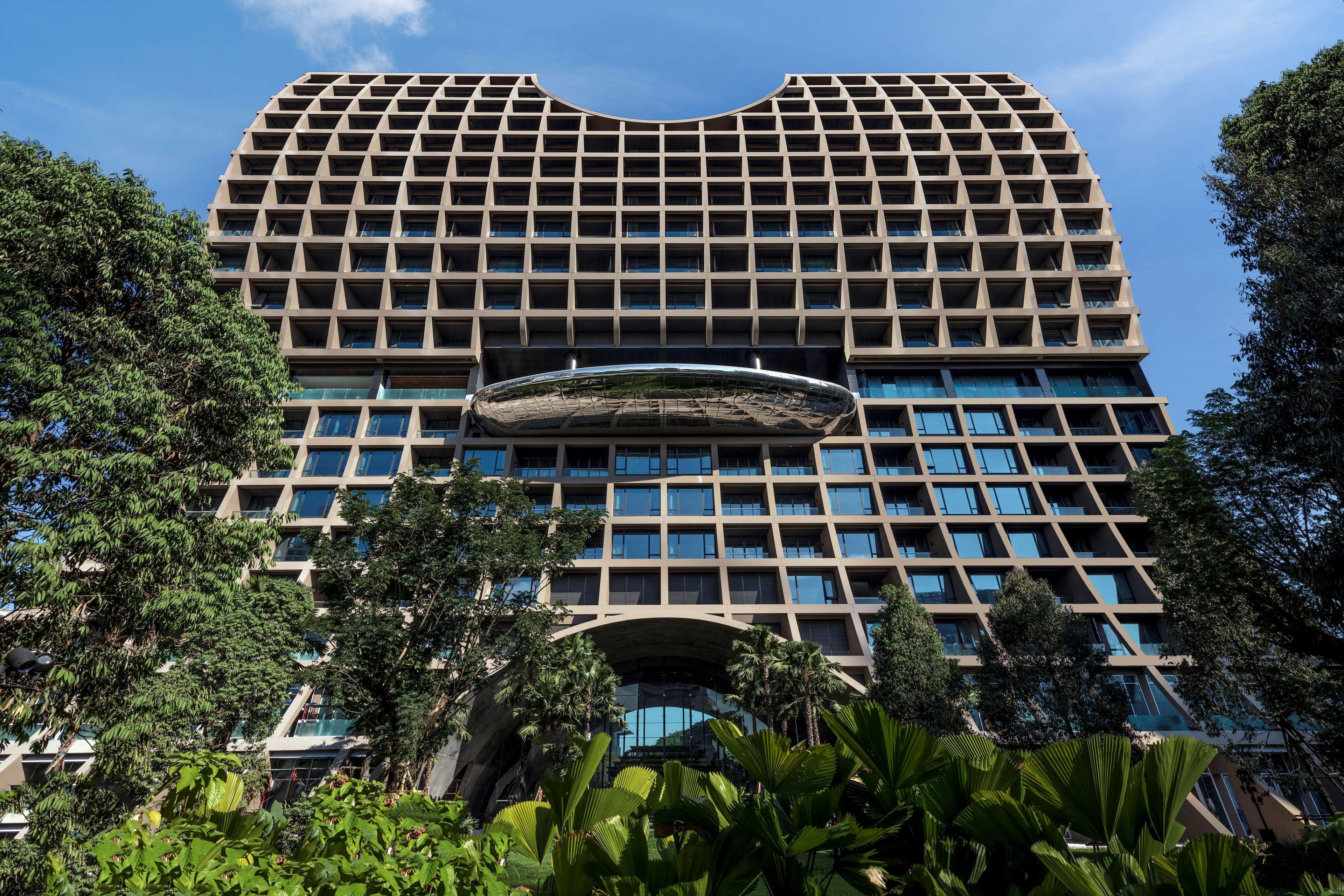 Sindhorn Kempinski Hotel Bangkok Exterior photo